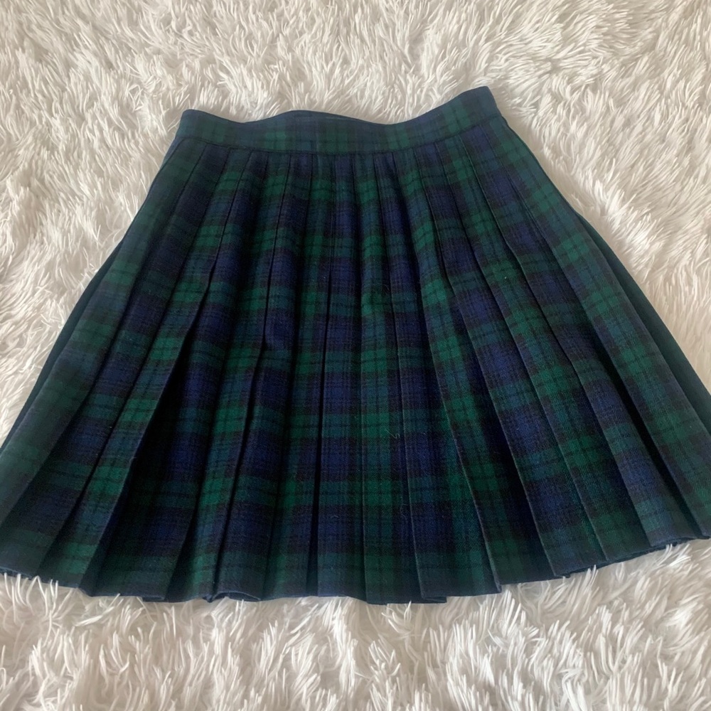 Original Burberry knee length wrinkle skirt